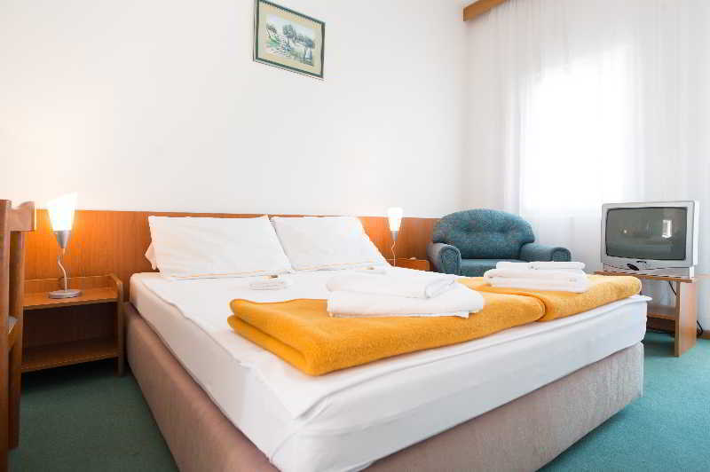 Hotel Milna Osam - Adults Only Ngoại thất bức ảnh